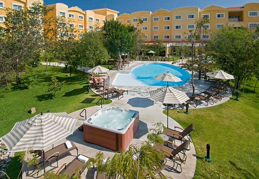 Отель Courtyard By Marriott Cancun Airport Удобства фото